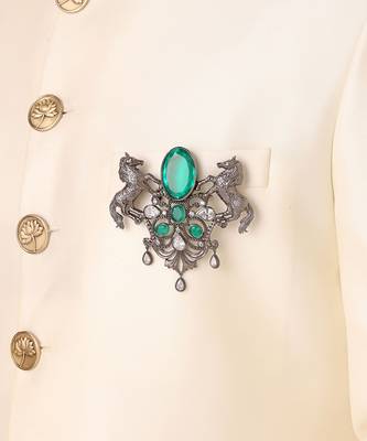 Roshan-E-Sawaar Brooch 2
