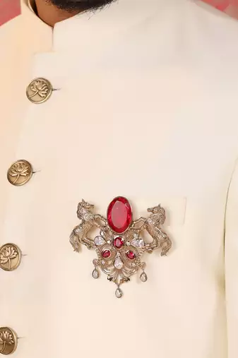 Roshan-E-Sawaar Brooch