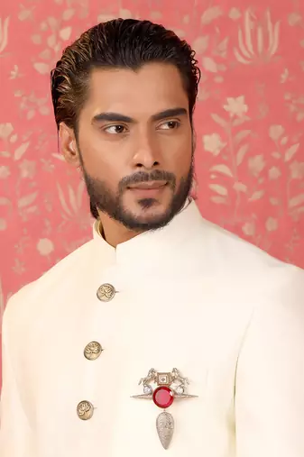 Sawaar-E-Shaan Brooch