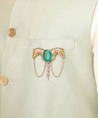 Shaahi Sawaar Brooch 2