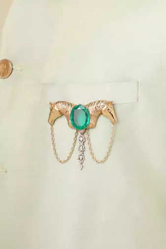 Shaahi Sawaar Brooch