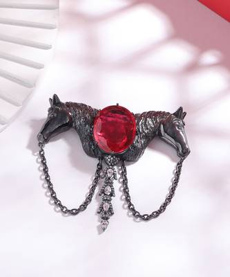 Shaahi Sawaar Brooch 1