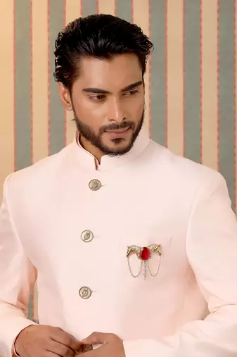 Shaahi Sawaar Brooch