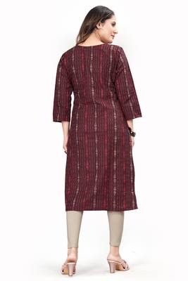 Textile cloth women's Maroon color cotton printed kurta 4