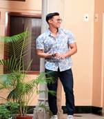 Hatheli men white comfort floral opaque printed casual shirt