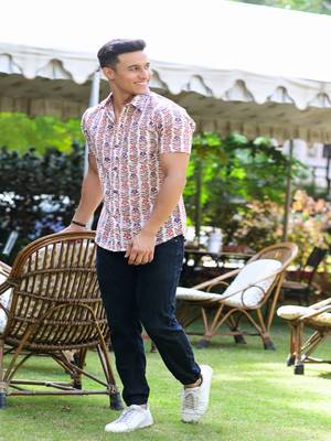 Hatheli men white comfort opaque printed casual shirt 1