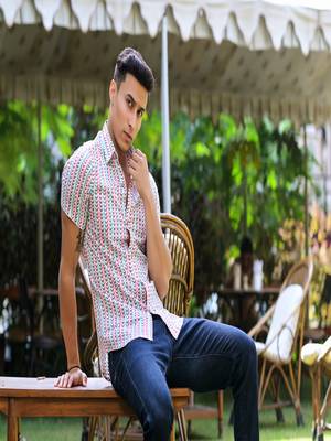 Hatheli men white comfort opaque printed casual shirt 2
