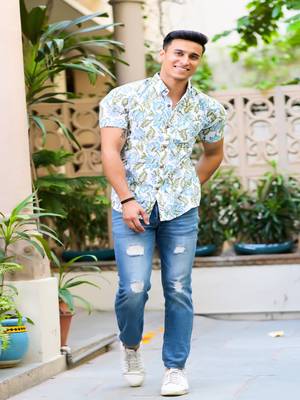 Hatheli men white comfort opaque printed casual shirt 1