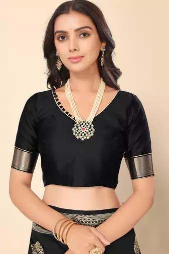 Women'S Black Faux Banarasi Style Silk Blend Jacquard Woven Golden Zari Butta Saree With Blouse Piece