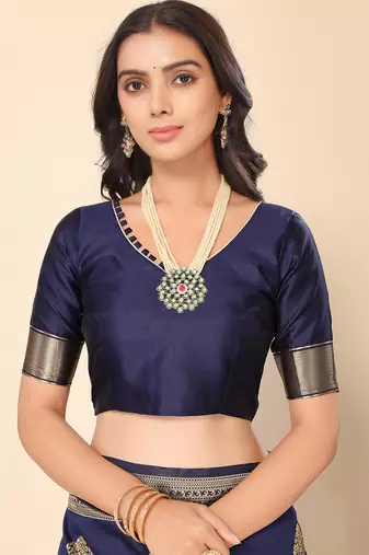 Women'S Navy Blue Faux Banarasi Style Silk Blend Jacquard Woven Golden Zari Butta Saree With Blouse Piece