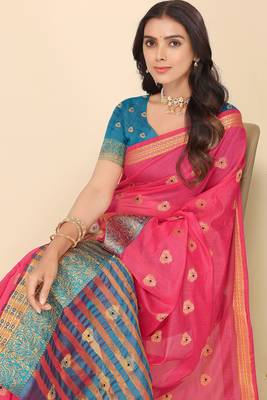 Pink Jacquard Cotton Blend Golden Zari Butta Butti Woven Maheshwari Saree With Blouse Piece 2