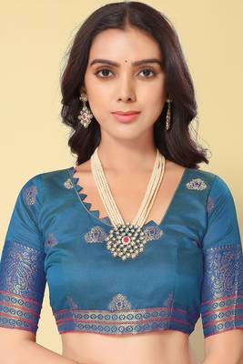 Pink Jacquard Cotton Blend Golden Zari Butta Butti Woven Maheshwari Saree With Blouse Piece 5