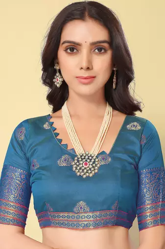 Pink Jacquard Cotton Blend Golden Zari Butta Butti Woven Maheshwari Saree With Blouse Piece