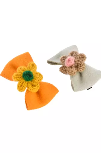 Set of 2 bow hair clip accessory