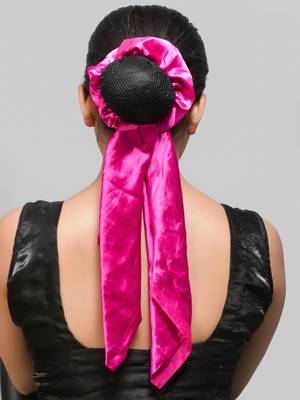 Set of 3 knot scrunchies ponytail holder 2