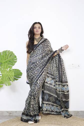 Black Printed Cotton Cotton Sarees