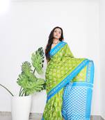 Parrot Green Printed Cotton Cotton Sarees