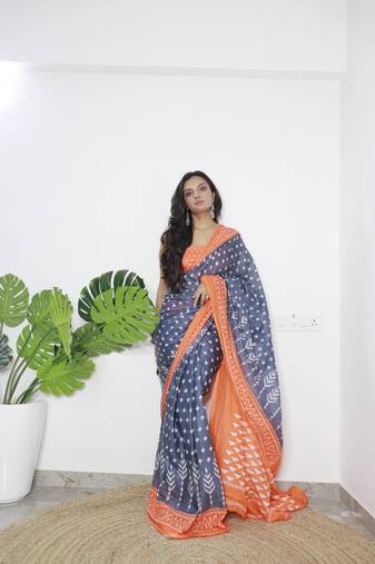 Grey Printed Cotton Cotton Sarees