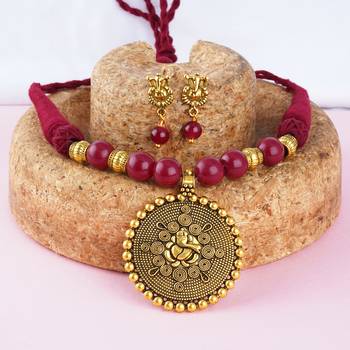Gold plated oxidized german ganesha beaded necklaces set with cotton adjustable thread for women and girls. 5
