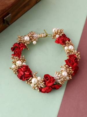 Women red & gold toned embellished hair accessory set 1