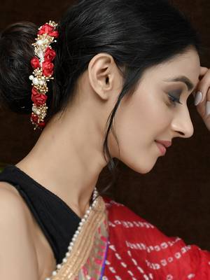 Women red & gold toned embellished hair accessory set 2
