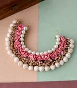 Women peach & gold toned embellished hair accessory set