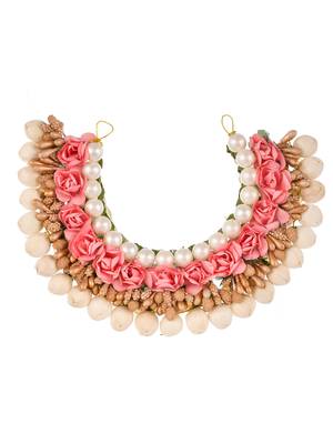 Women peach & gold toned embellished hair accessory set 3