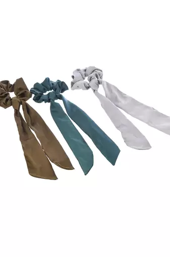 Women multicolored set of 3 scarf hair scrunchies ponytail holders