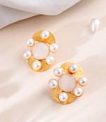 Gold plated pearl drop earring