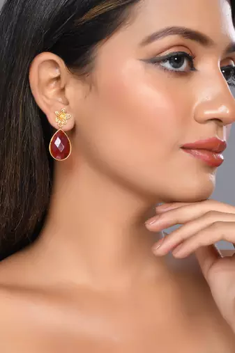 Glod plated red stone drop earring