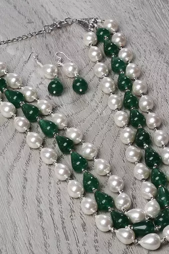 Semi precious beads n shell pearls necklace set