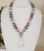 Beautiful egg shape shell pearls necklace set