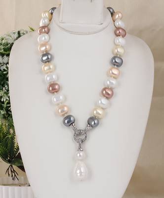 Beautiful egg shape shell pearls necklace set 1
