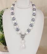 Beautiful egg shape shell pearls necklace set