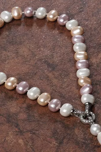 Beautiful egg shape shell pearls necklace set