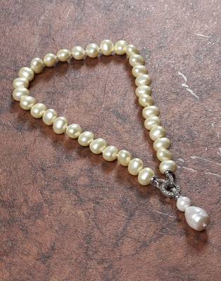 Beautiful egg shape shell pearls necklace set 2