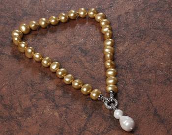 Beautiful egg shape shell pearls necklace set 2