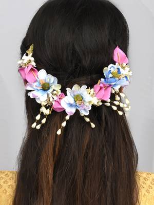 Women pink colored embellished hair accessory set 2