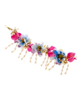 Women pink colored embellished hair accessory set 3