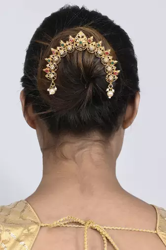 Gold plated traditional wedding hair accessory