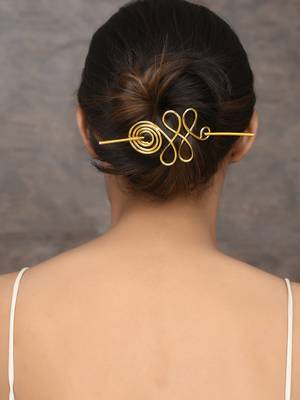Women gold toned embellished hair accessory 2