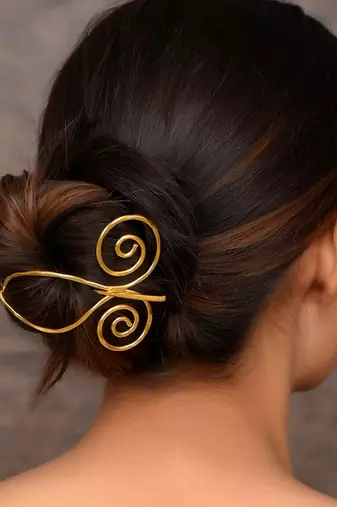 Gold plated metalic hair bun pin