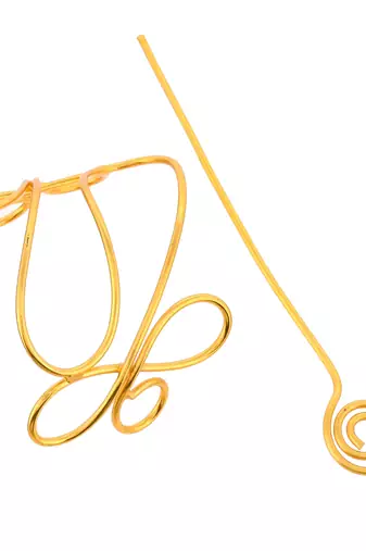 Gold plated metalic hair bun pin