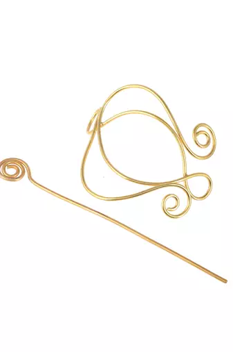 Gold plated metalic hair bun pin