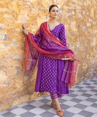Purple embroidered zari a-line kurta set 4