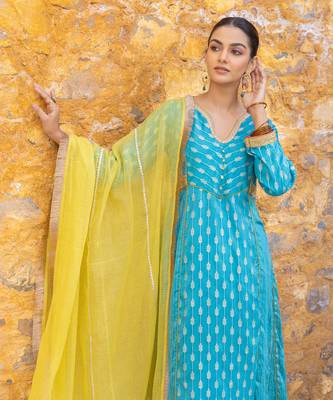 Turquoise blue embroidered zari a-line kurta set 2