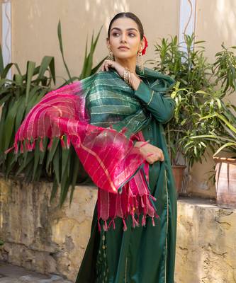 Forest green satin a-line kurta set with ombre dupatta 3