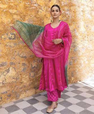 Fuchsia pink satin a-line kurta set with ombre dupatta 4