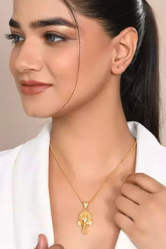 Gold plated tampal necklace set
