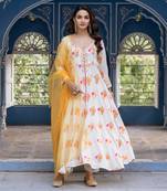 White flared anarkali set with zari floral embroidered motifs